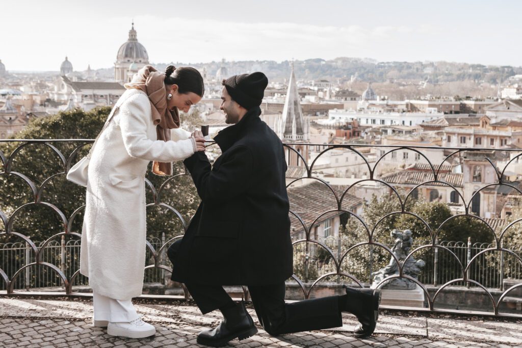 Secret proposal photographer in Rome